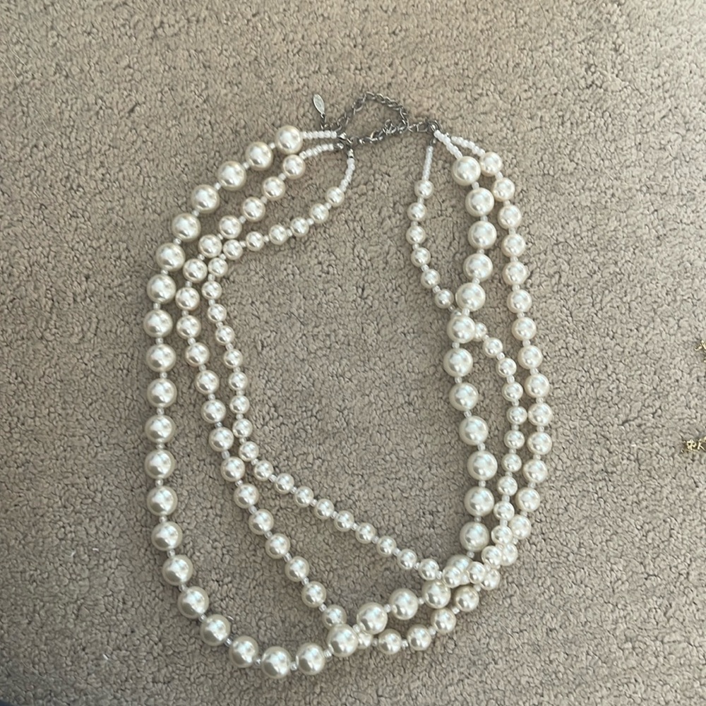 Pearl necklace